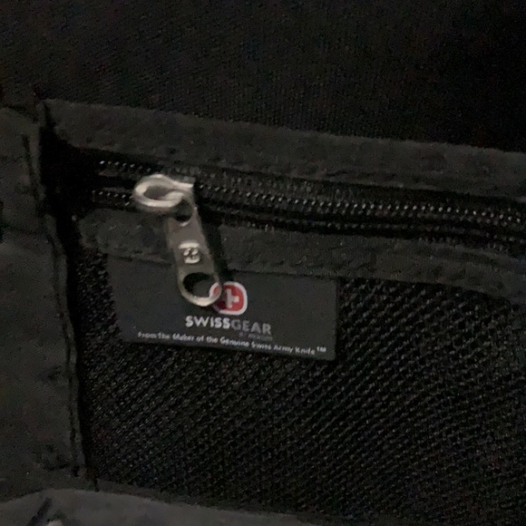 Swiss gear laptop bag - Picture 3 of 4